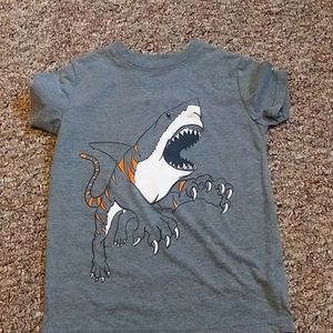 Boys tiger shark t-shirt size 6/7